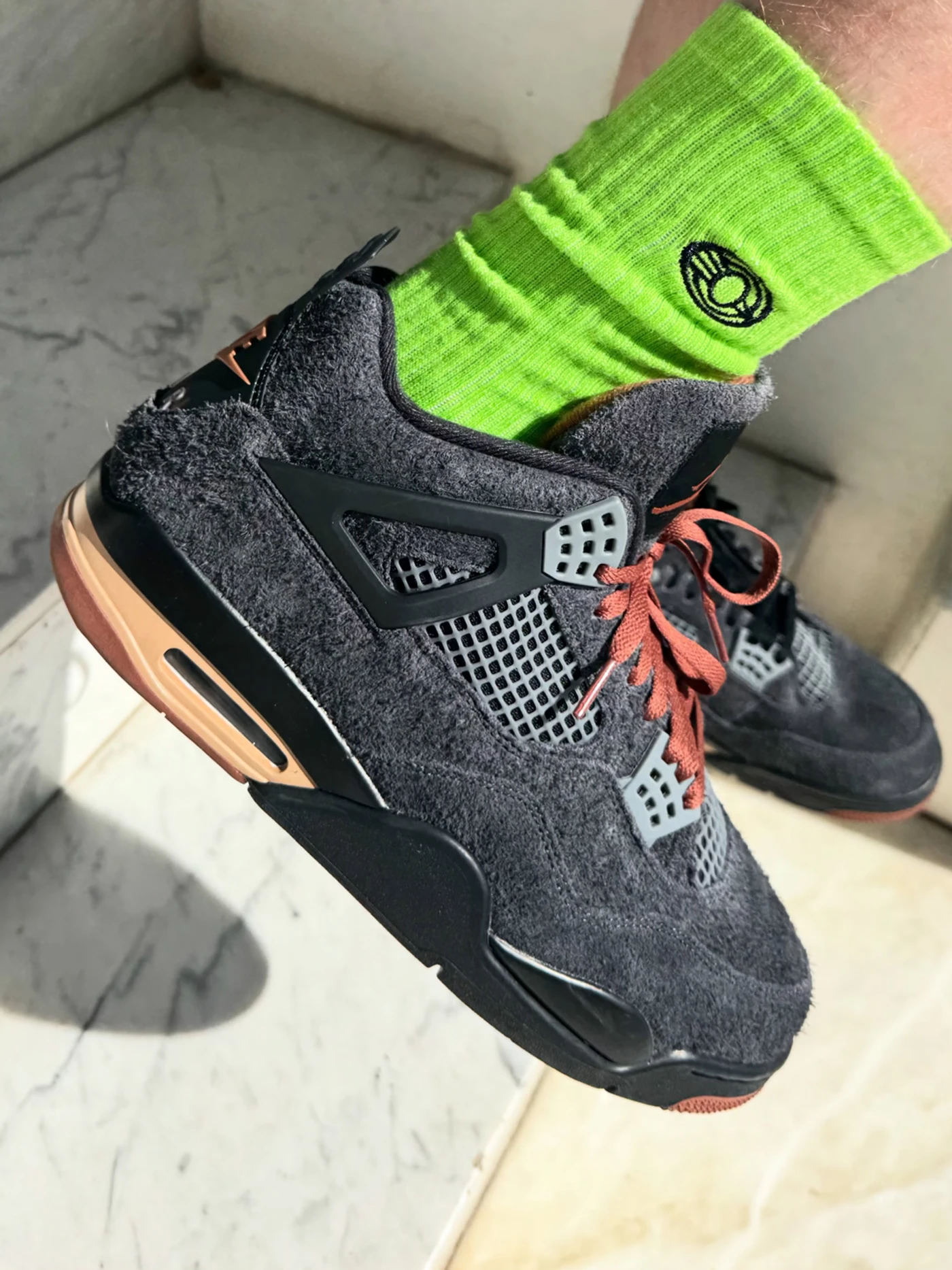 Air Jordan 4 Retro “London” 