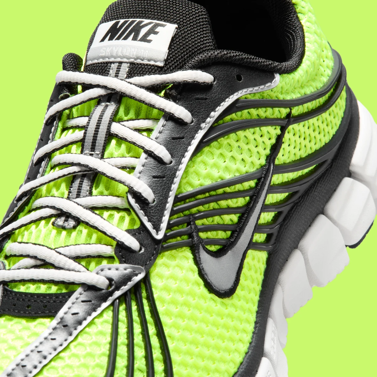Nike Zoom Skylon 11 "Volt and Black" (IU1869-700)