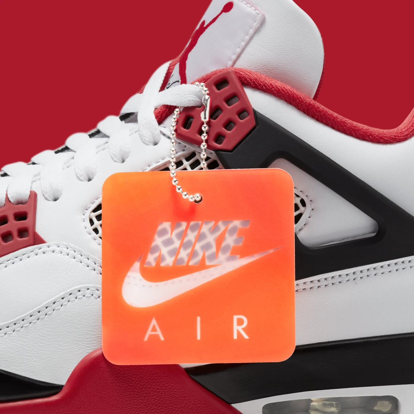 Air Jordan 4 “Fire Red” retorna em 2027