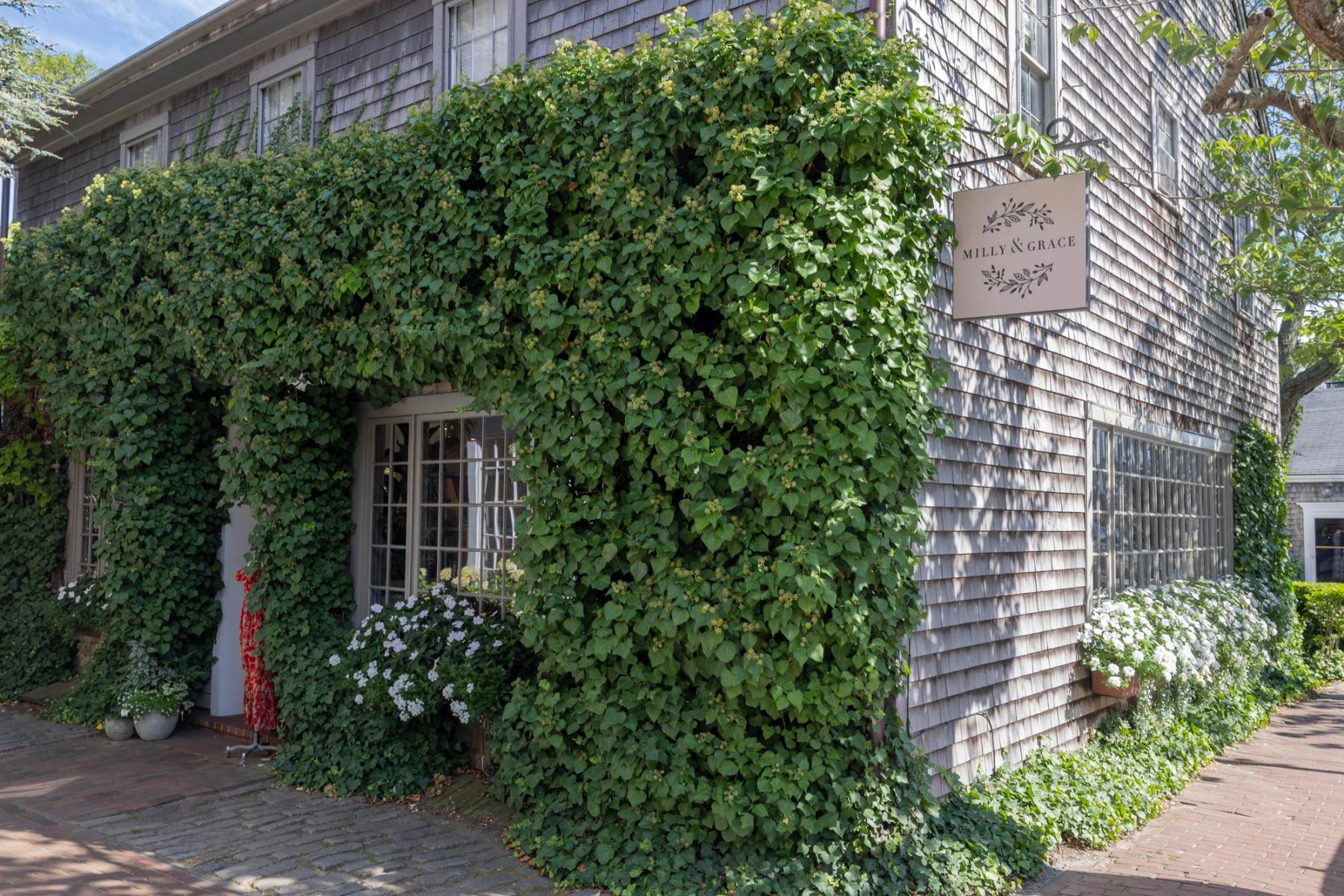 Could Cobblestones & Commerce Be Your Reason to Visit Nantucket for Local Shopping This Fall?