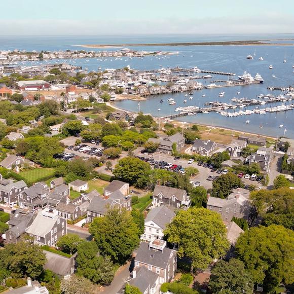 Real Estate - Great Point Properties, Nantucket