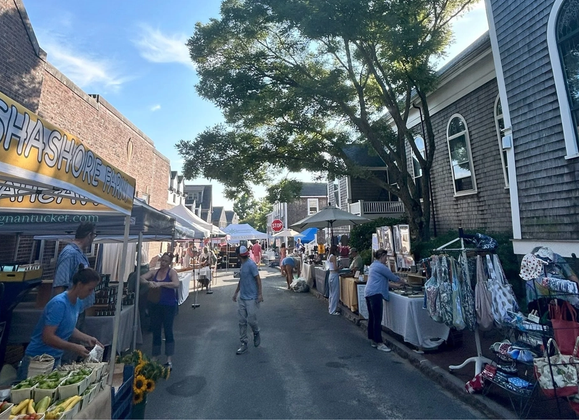 Sustainable Nantucket Farmers & Artisans Market - Great Point Properties, Nantucket