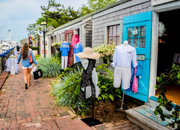 Summer Soiree to Benefit NiSHA - Great Point Properties, Nantucket