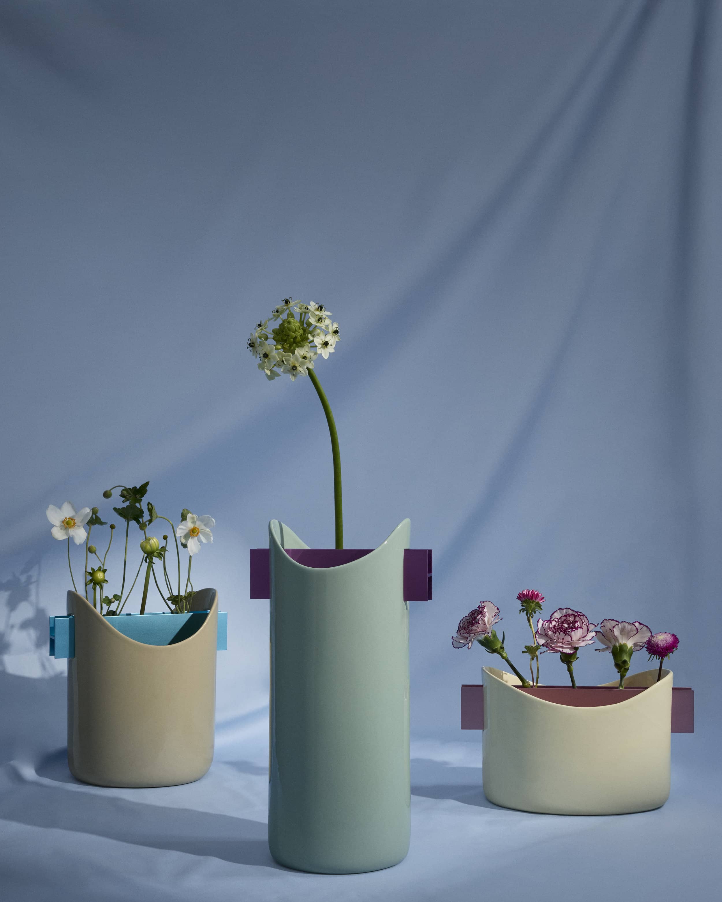 Inserti, three vases