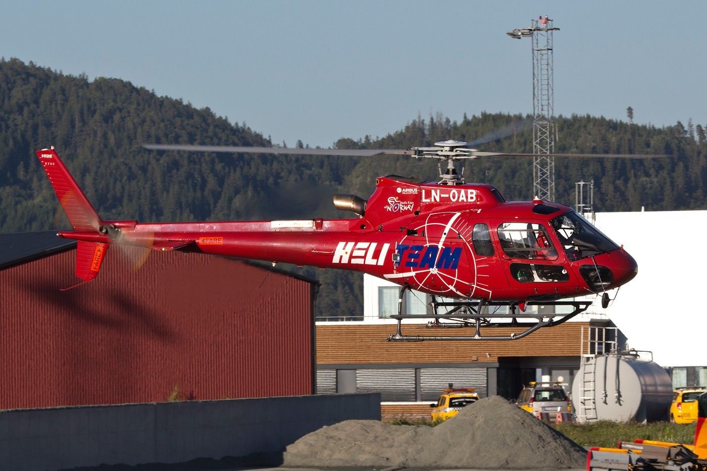 Heliteam starter snart befaring av linjenettet på Helgeland med helikopter