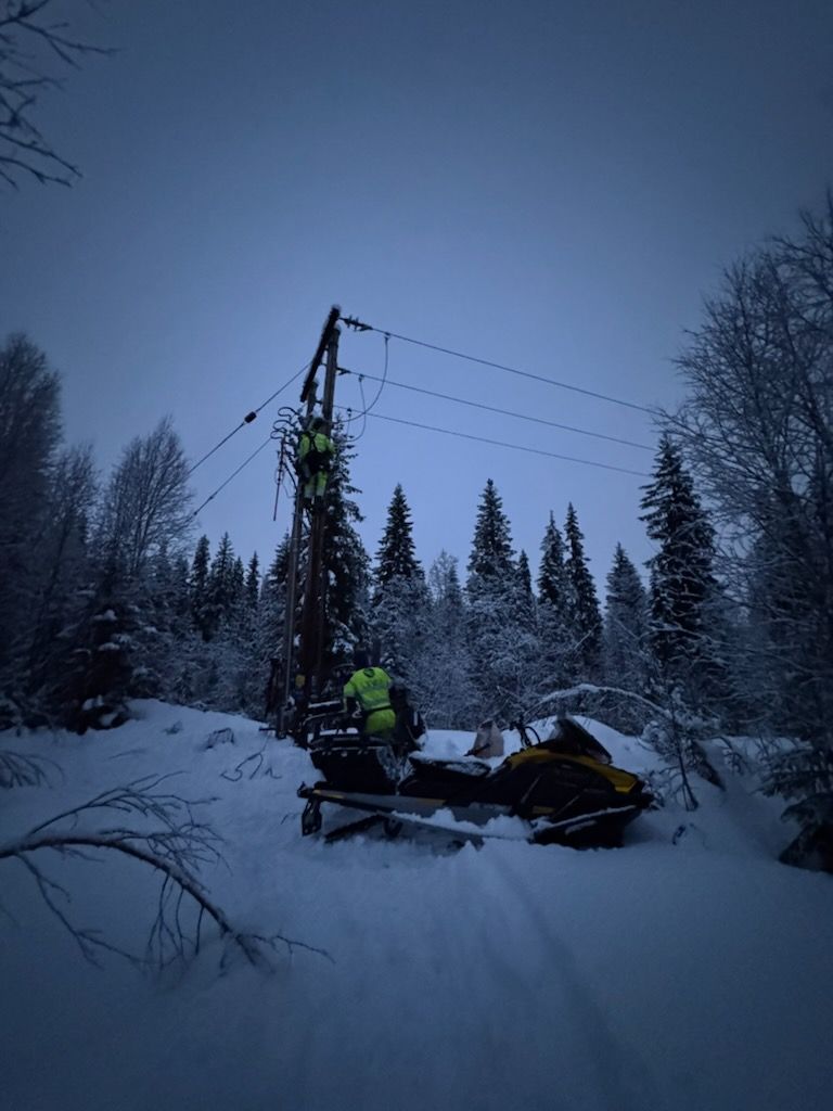 Montørene på Mo hadde mye å holde fingrene i det siste døgnet