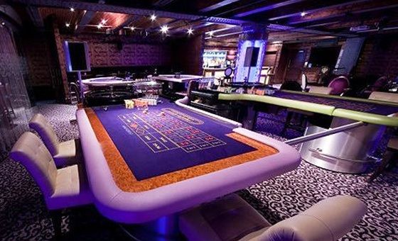 Manchester 235 Casino