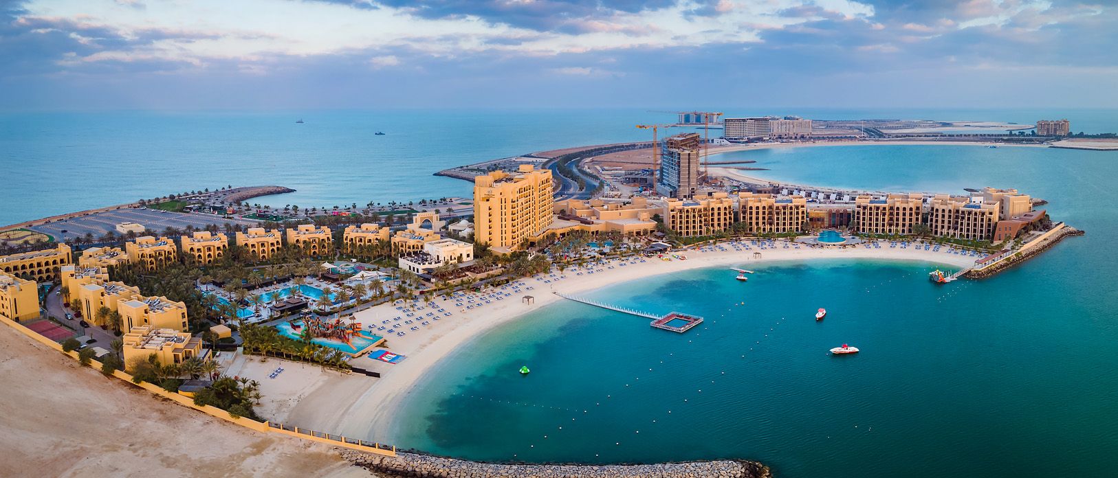 كازينو جزيرة المرجان: نقلة تاريخية في رأس الخيمة