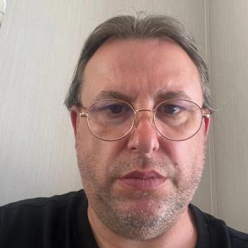 Andrew Collins avatar