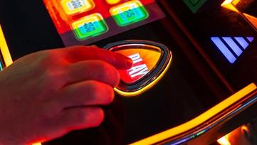 How Licensing Shapes Online Slot Maths: Malta vs Spain