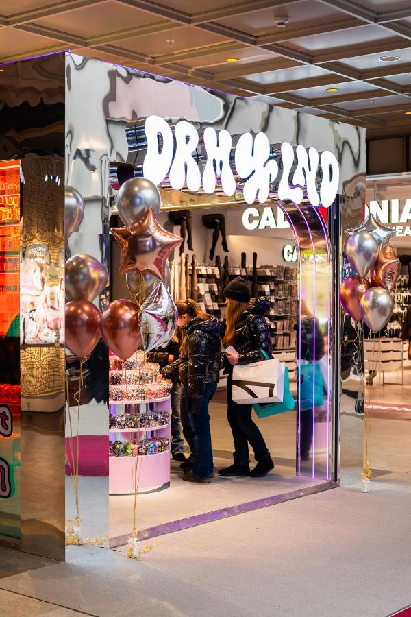 DRM-LND Store Gallerian