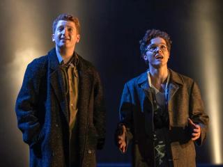 Ryan 扮演一個情緒化的角色。