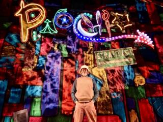 奧馬爾和木偶奇遇記的佈景。