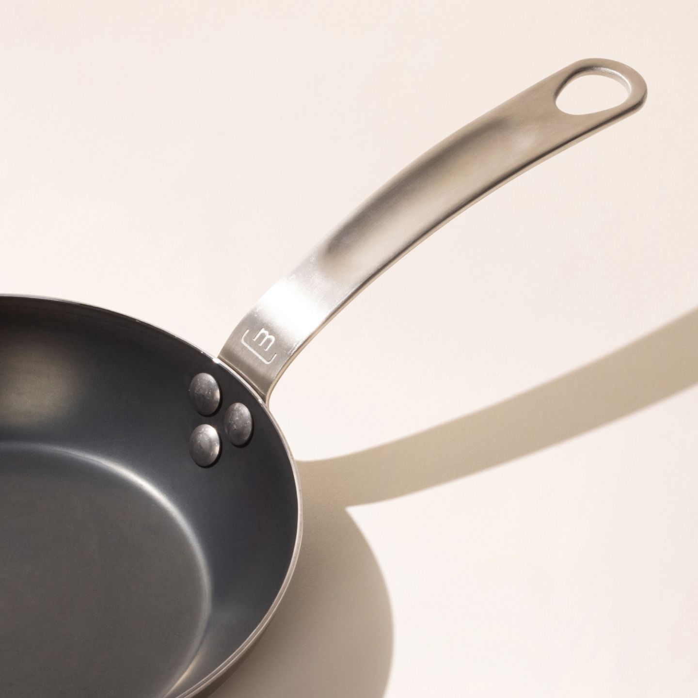 Black Steel Round Frying Pan, Upgraded Version, 12-5/8″ Diam