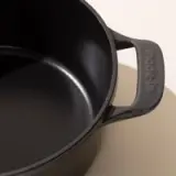 ash grey dutch oven macro