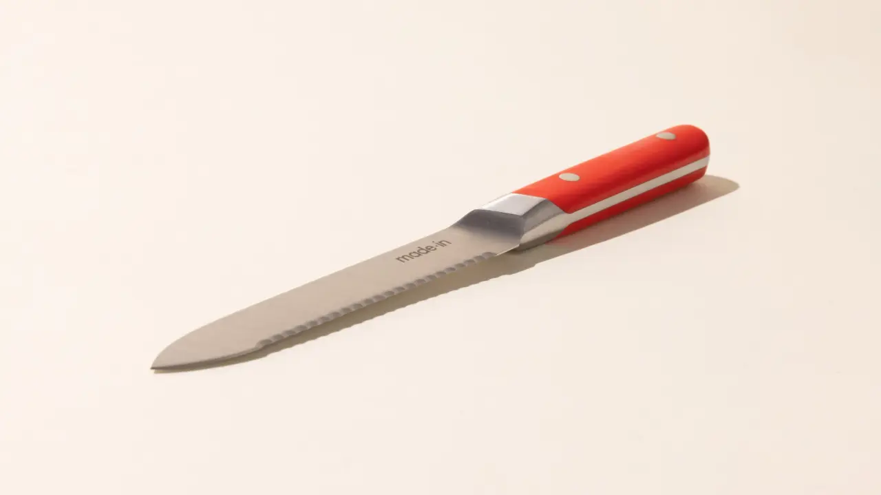 utility knife red