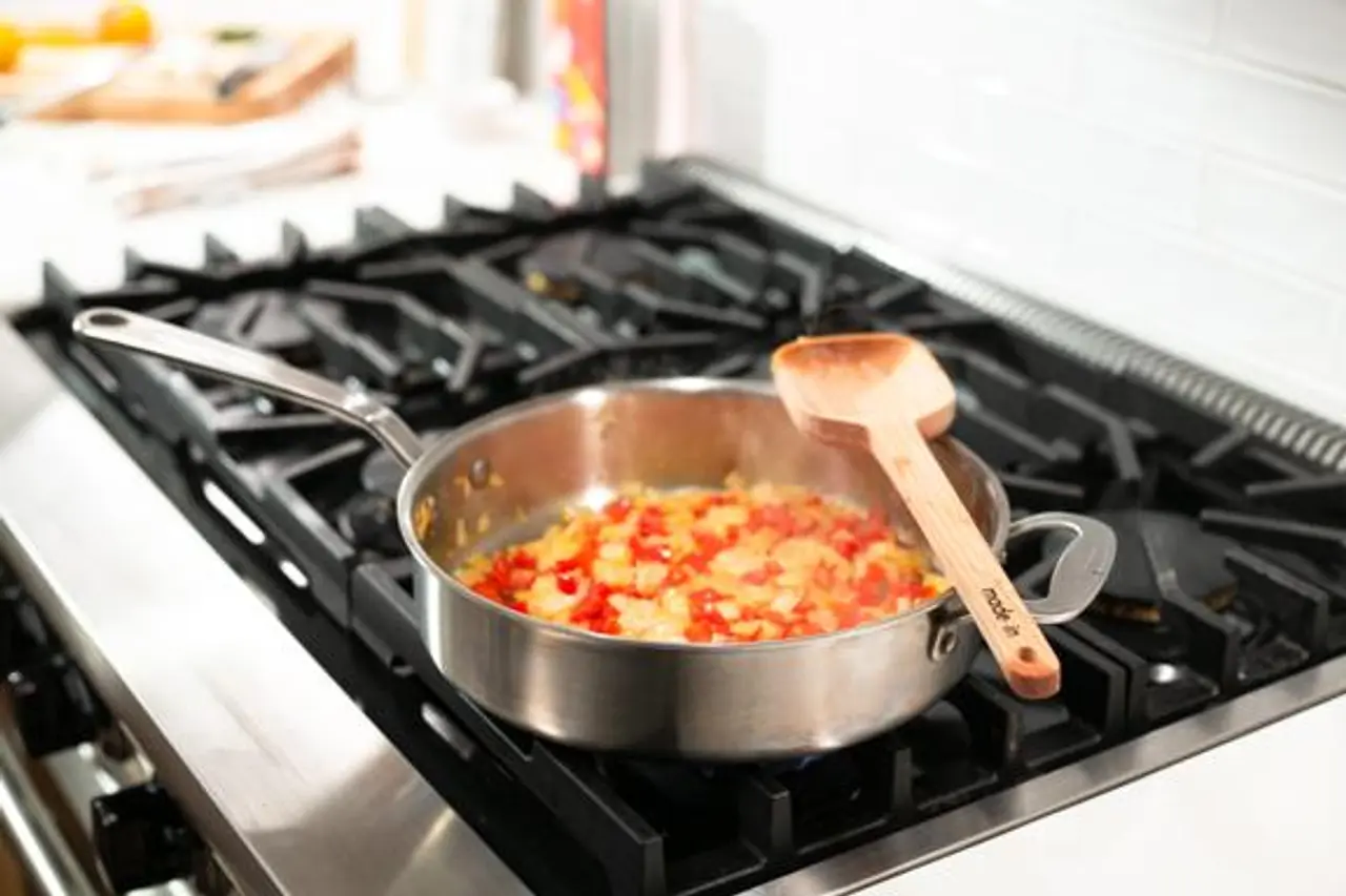 What Are the Benefits of Carbon Steel Over Stainless Steel Cookware?