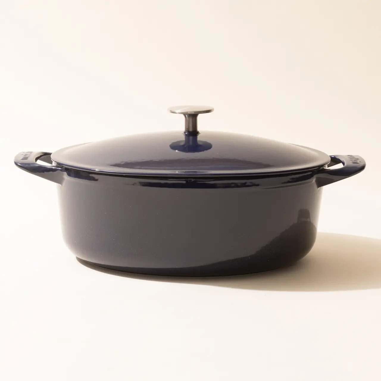 oval dutch oven harbour blue