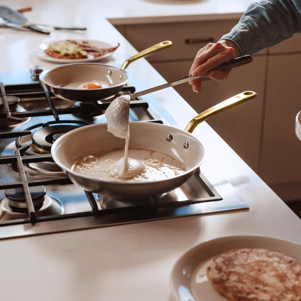 12"  / Antique Brass Handle lifestyle shot