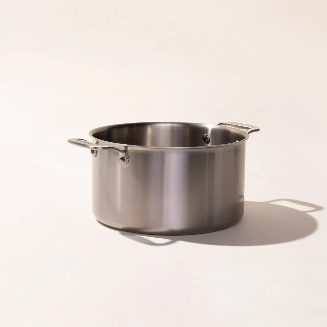 stainless steel stock pot 8 qt angle image