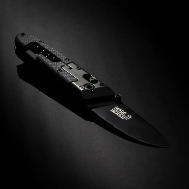 Chef Pocket Knife lifestyle shot