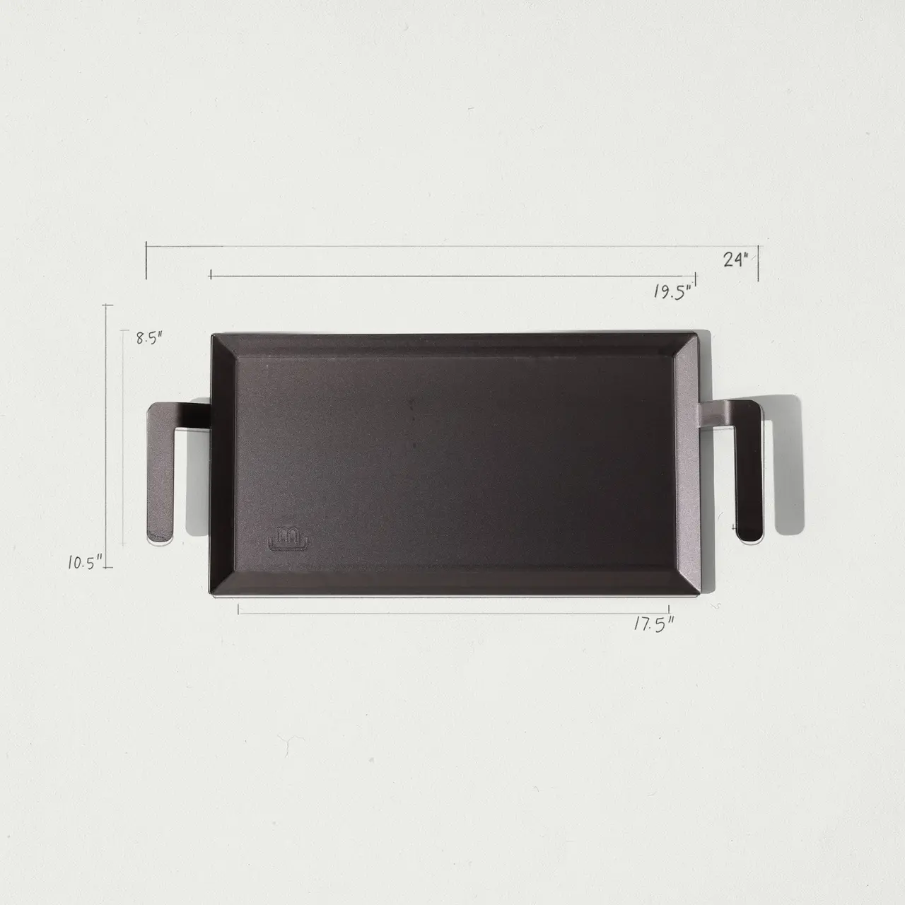 A rectangular griddle with handles is shown with dimensions labeled on each side.