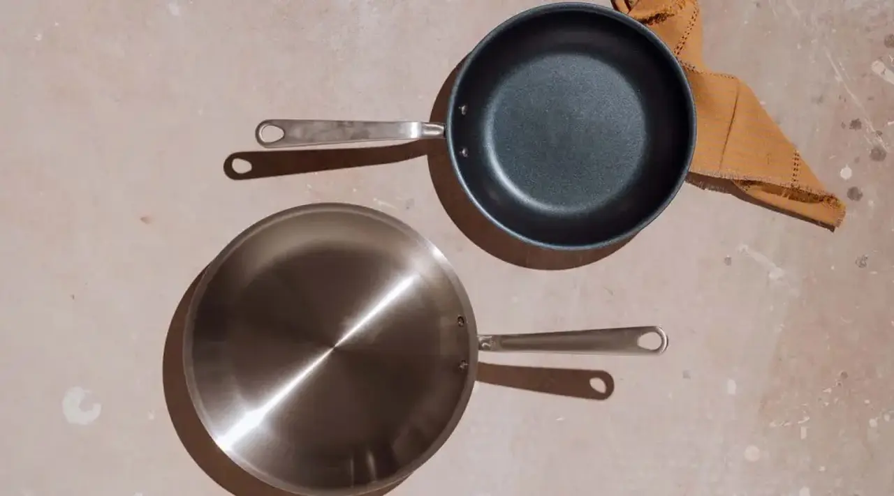 stainless steel vs non stick pan