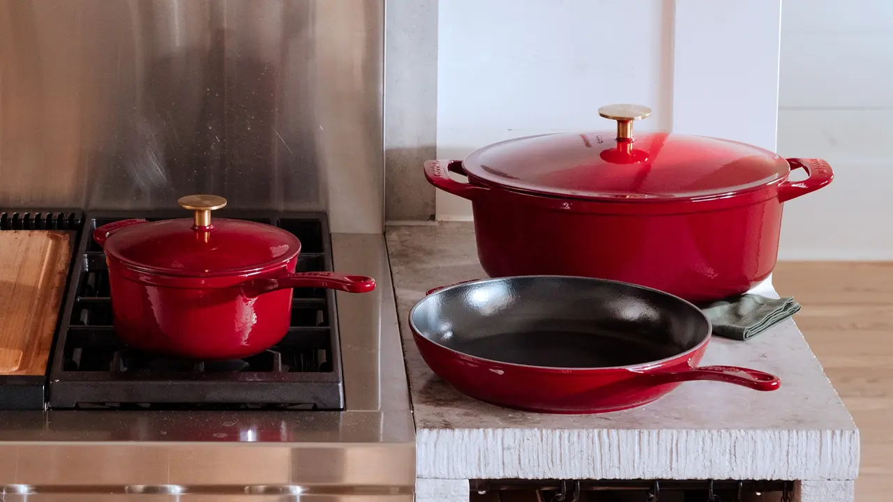 enameled cast iron set in made in red