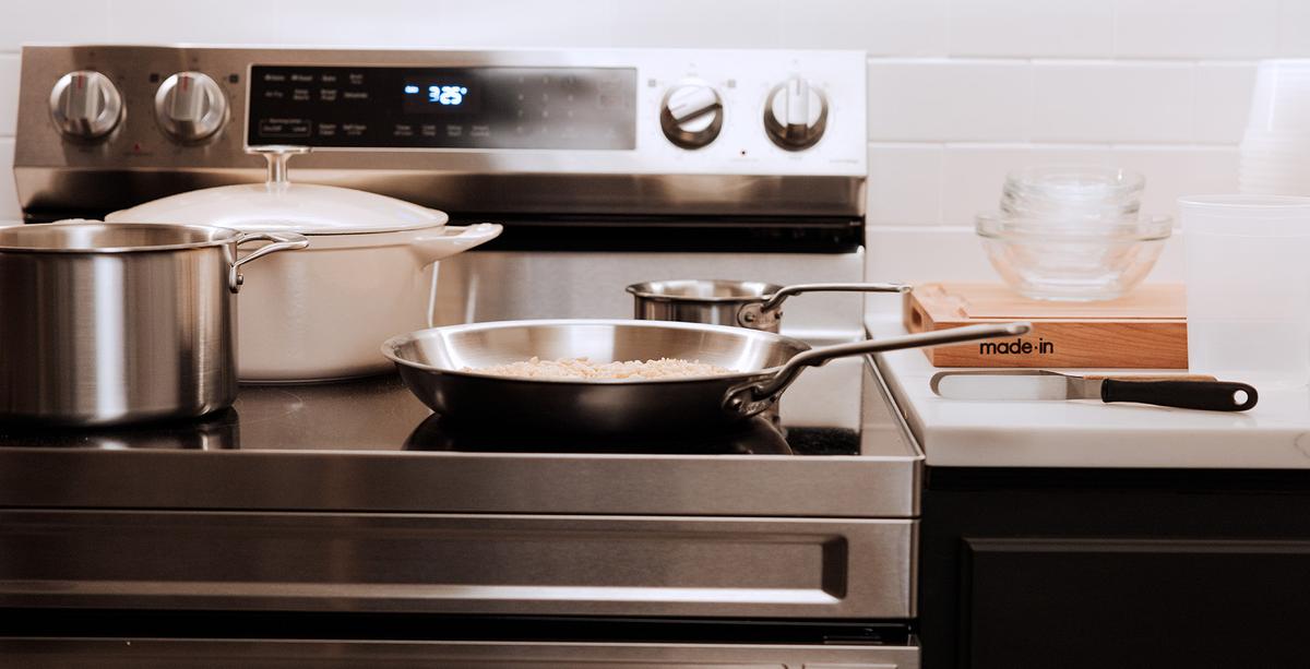 Best Pots and Pans For Electric Stoves: Complete Guide