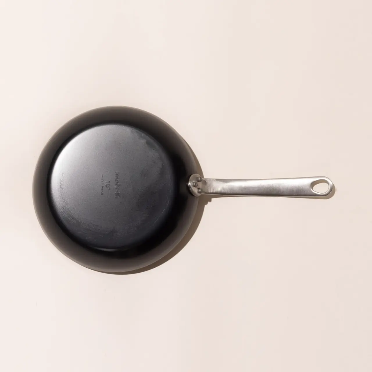 carbon steel 10-inch frying pan bottom image
