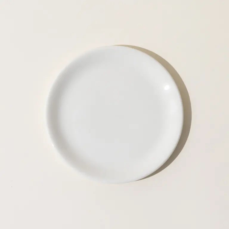 undecorated bread and butter plate top