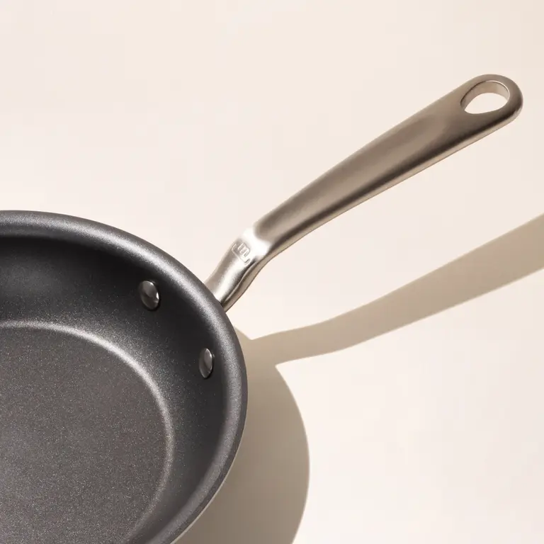 non stick frying pan 8 inch graphite handle