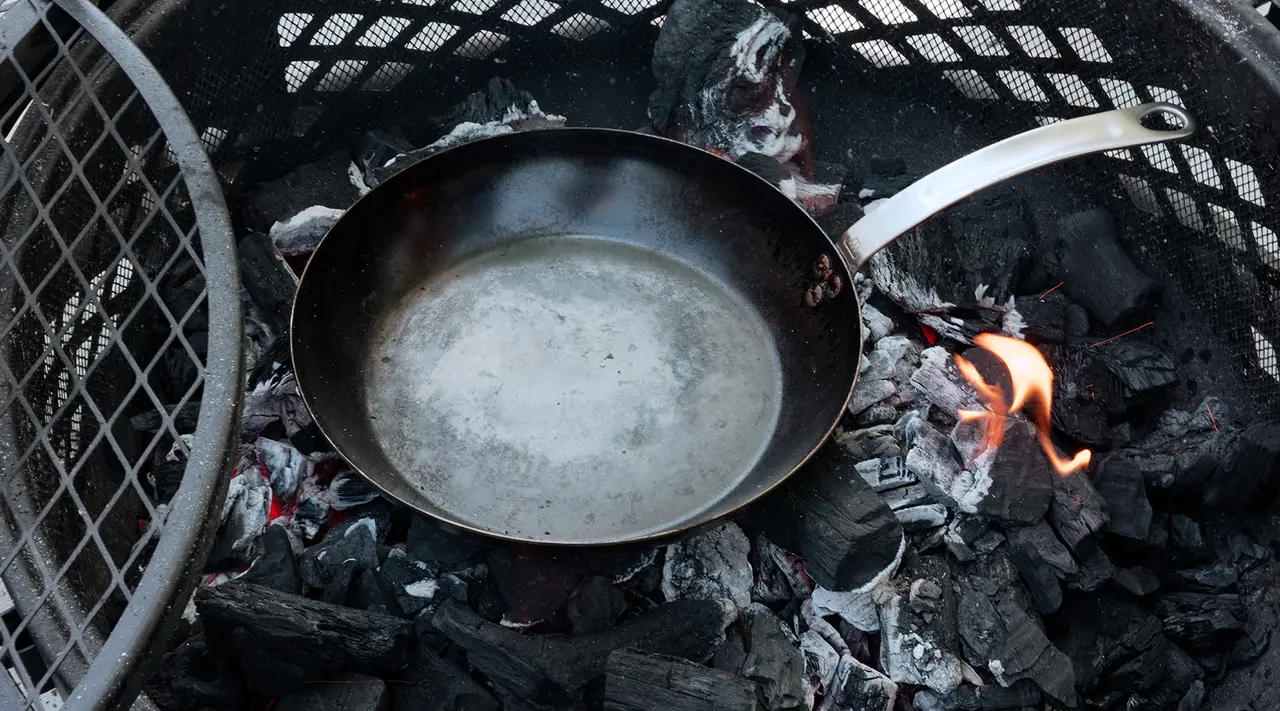 How to Strip a Carbon Steel Pan