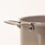 non stick saucepan macro handle