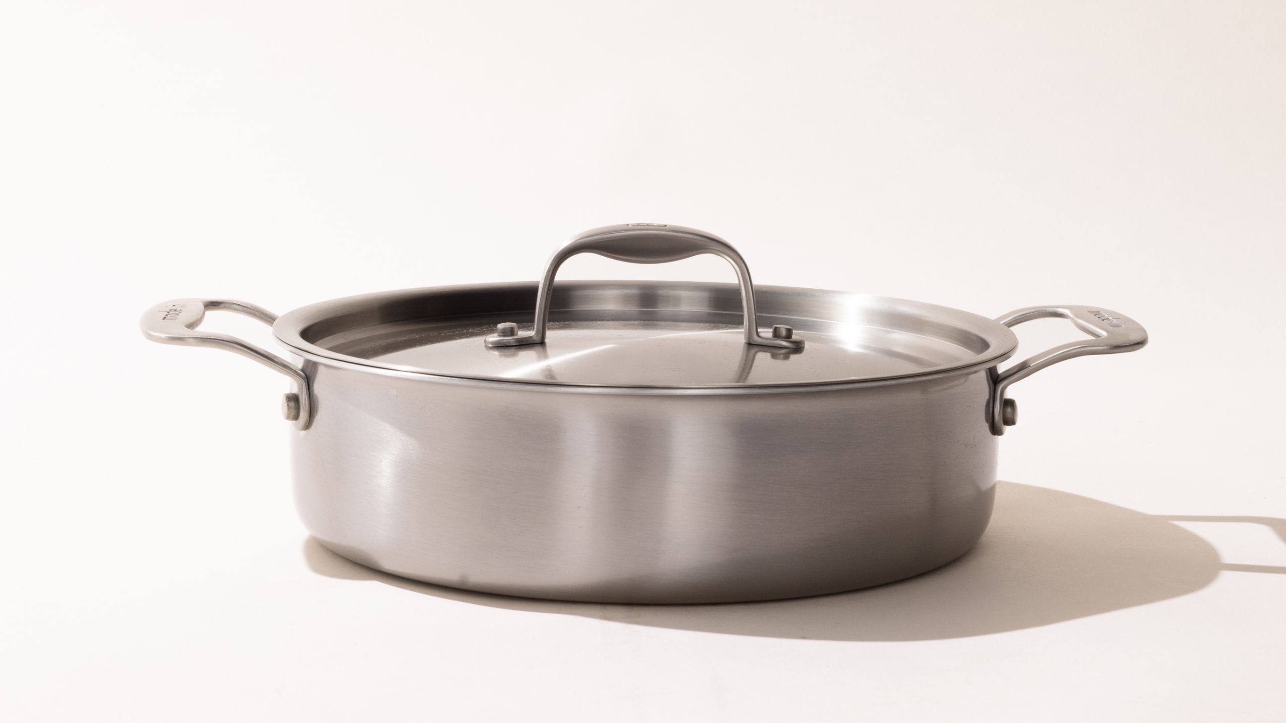  Made In Cookware - 6 Quart Stainless Steel Rondeau Pot w/Lid -  5 Ply Stainless Clad - Professional Cookware - Made in Italy - Induction  Compatible: Home & Kitchen