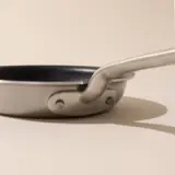 non stick 6 inch frying pan detail