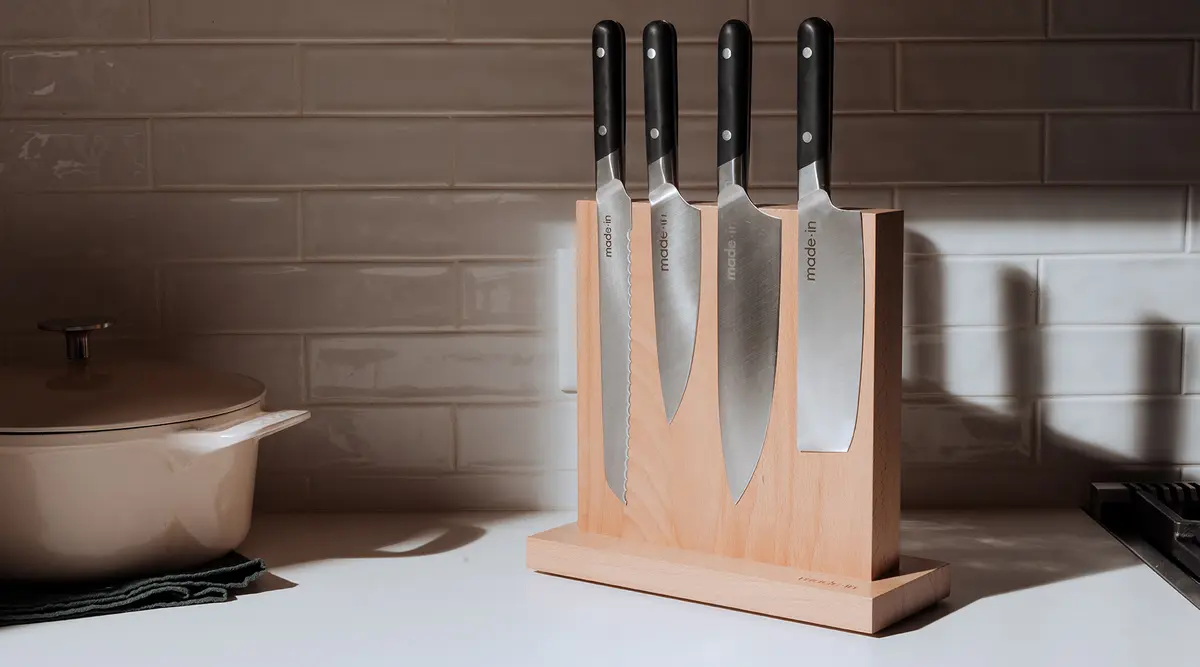 knives in knife block