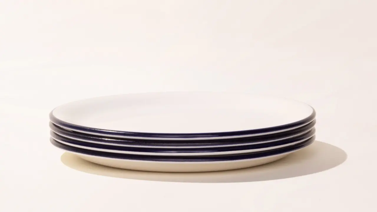 appetizer plate black rim stacked