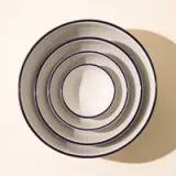 mise en place bowls blue top