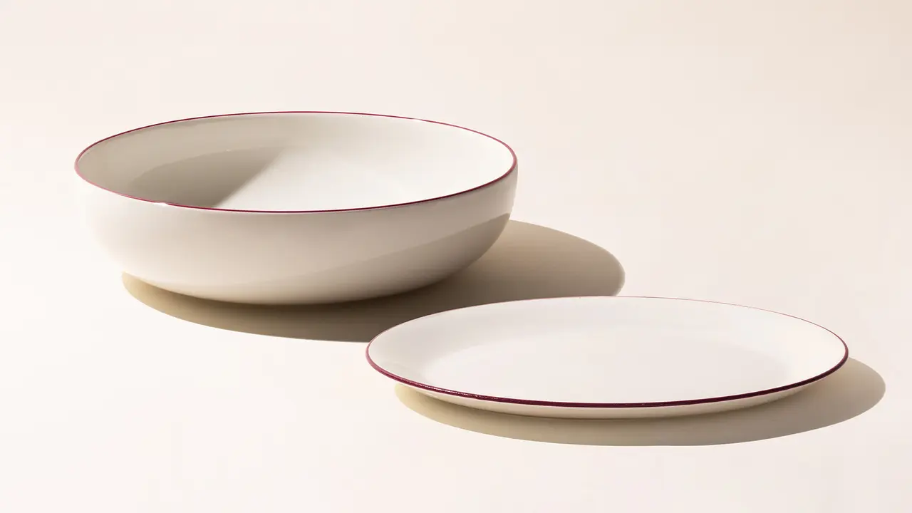 serving set ruby red