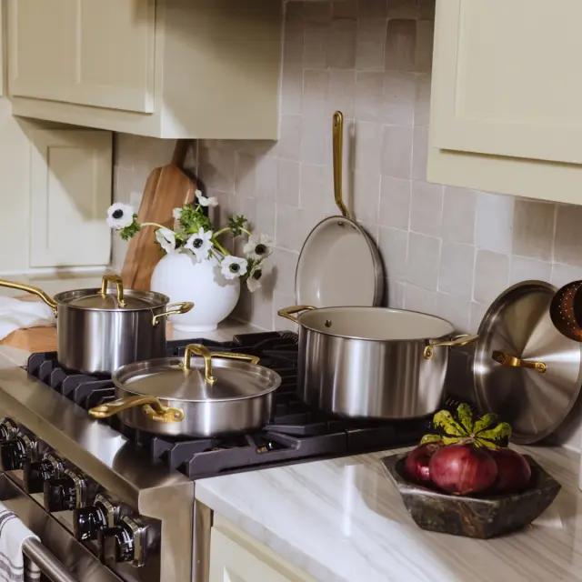 7-Piece Set / Antique Brass lifestyle shot