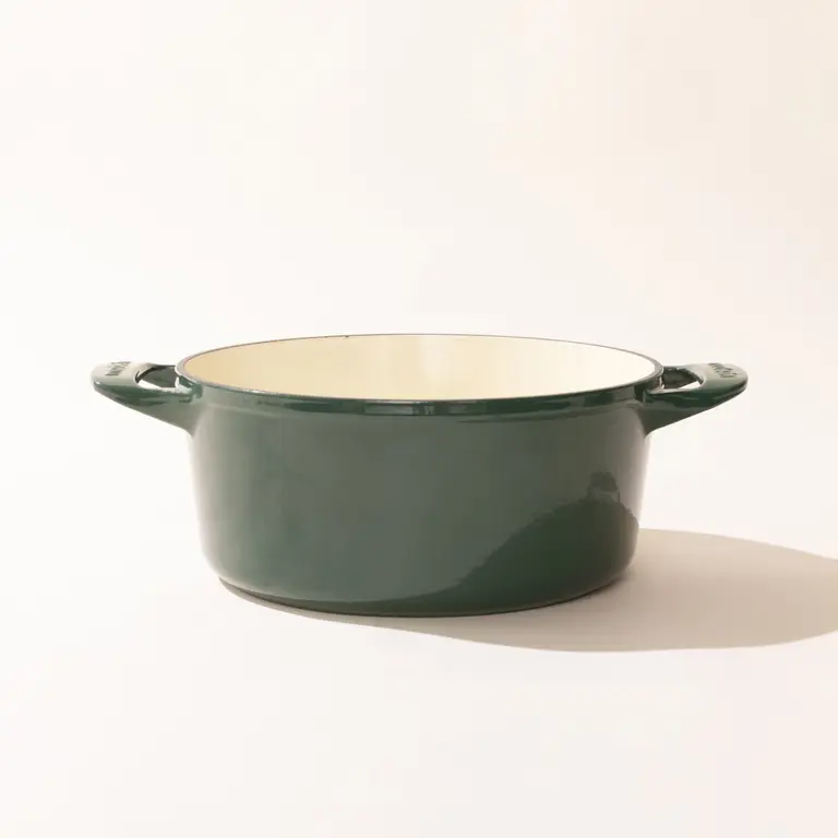 limited edition enameled cast iron dutch oven hudson green lid off