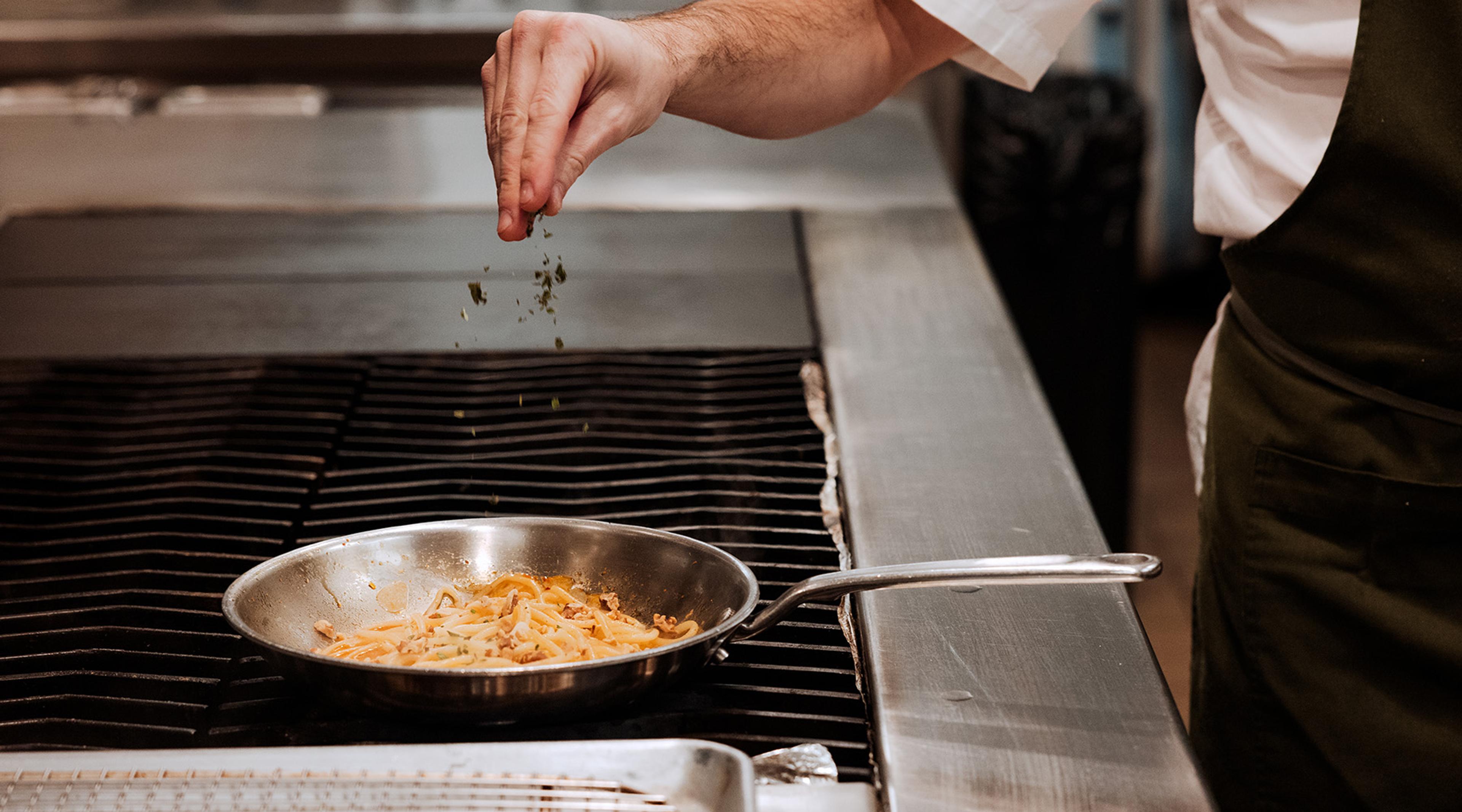 What Is a Frying Pan, and What Is It Used for? - Made In