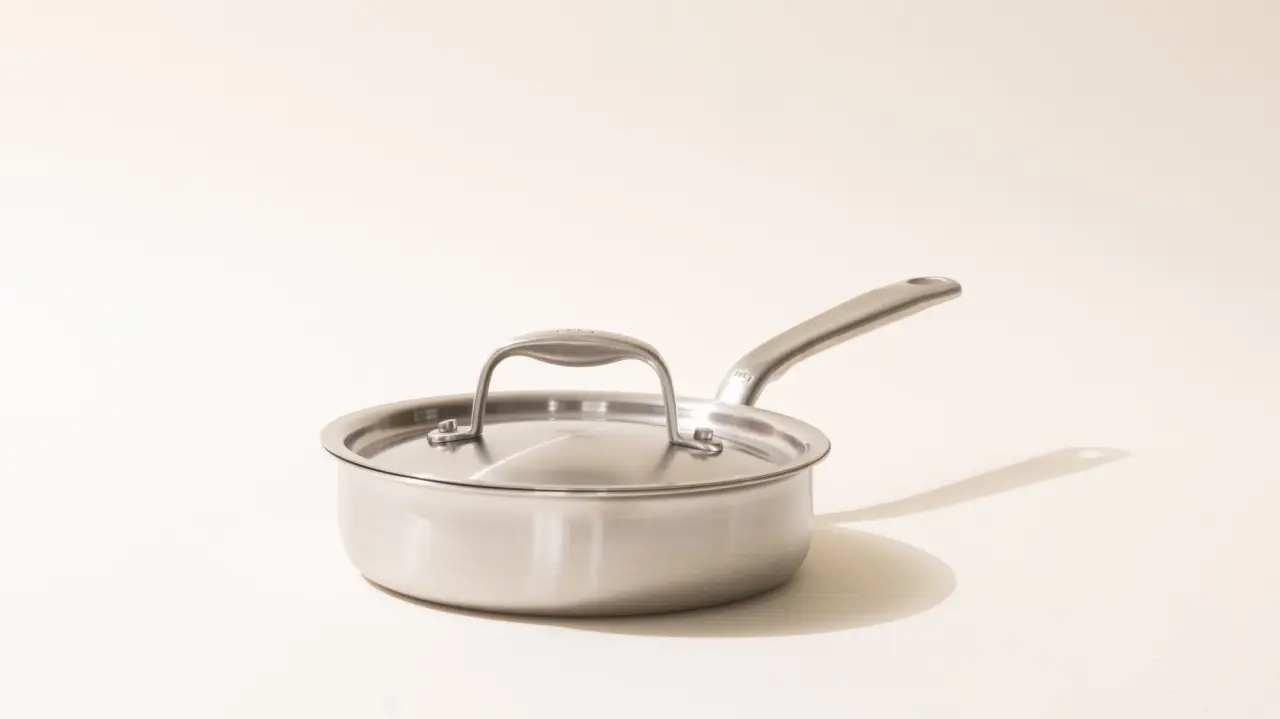non stick sauce pan with lid