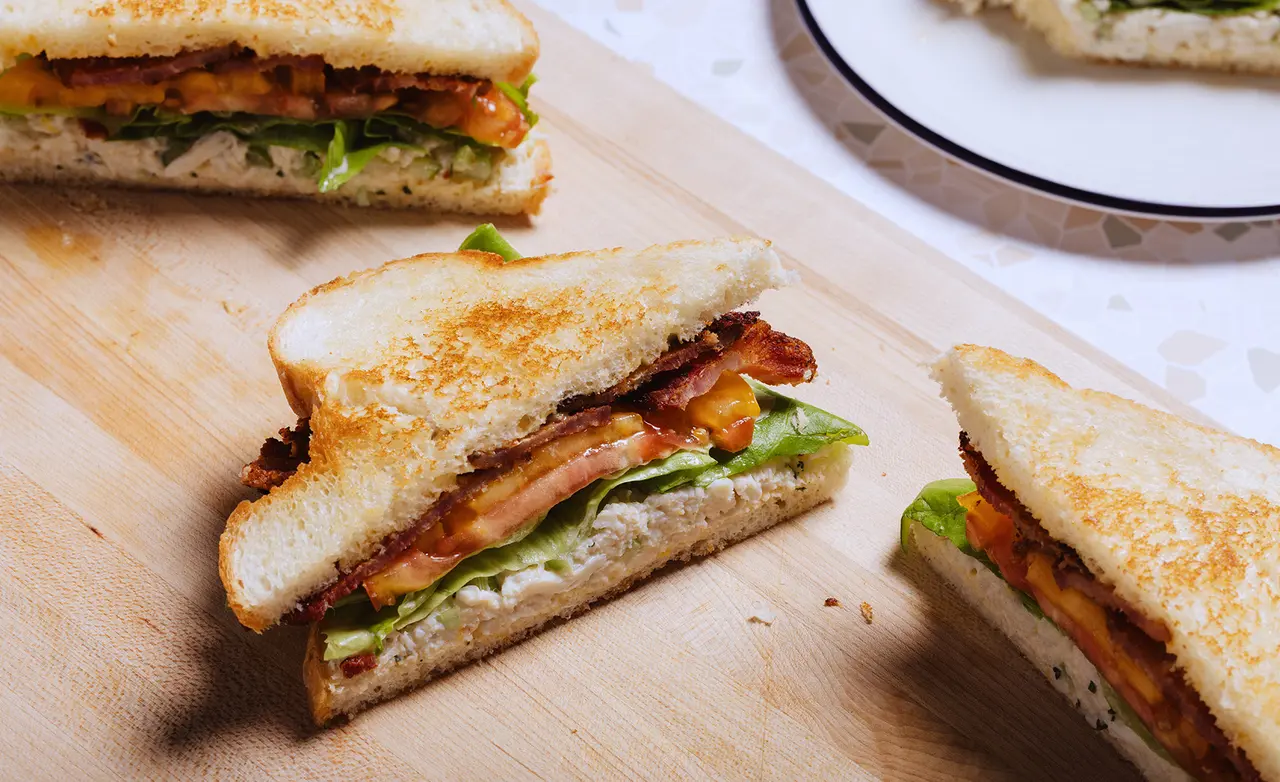 Crab BLT