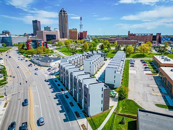 Matilda 235 Townhomes — Des Moines, Iowa