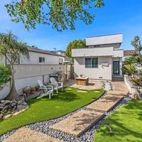 1517 Reed Avenue — San Diego, California