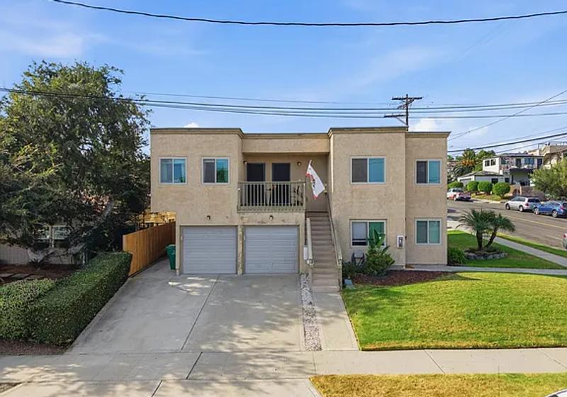 1676 Chalcedony Street — San Diego, California