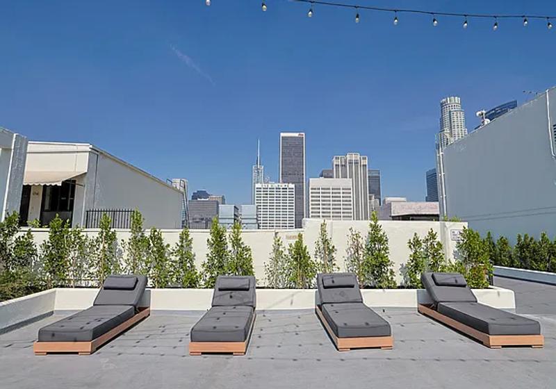 Premiere Towers — Los Angeles, California