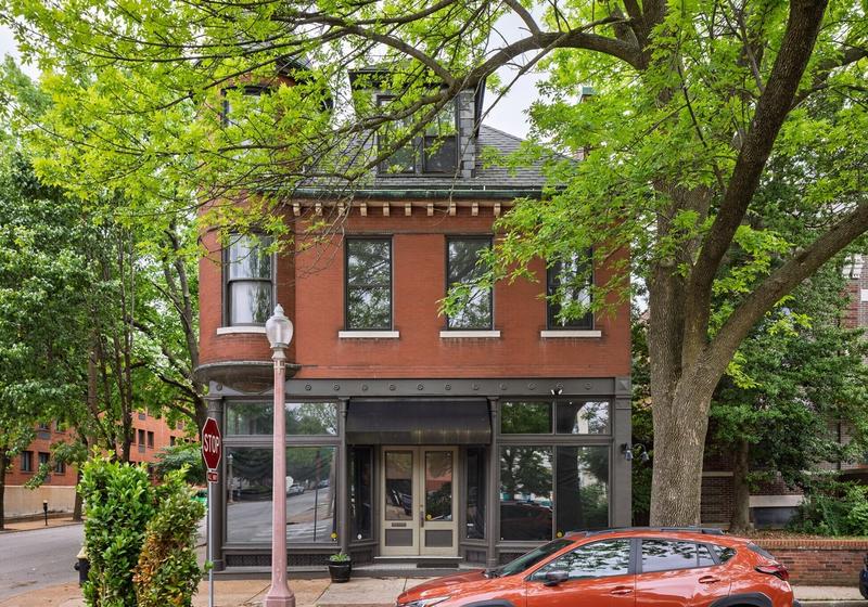 Laclede and Newstead — St. Louis, Missouri